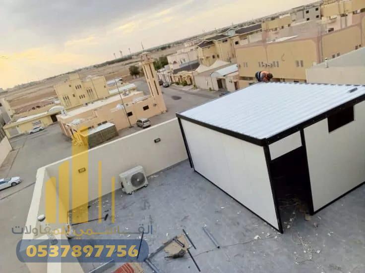 بناء ملاحق ساندوتش بانل بالرياض | شركة القاسمي للمقاولات | عازلة وسريعة التنفيذ